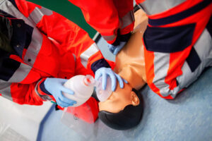 NOTFALLTRAINING FÜR ARZTPRAXEN